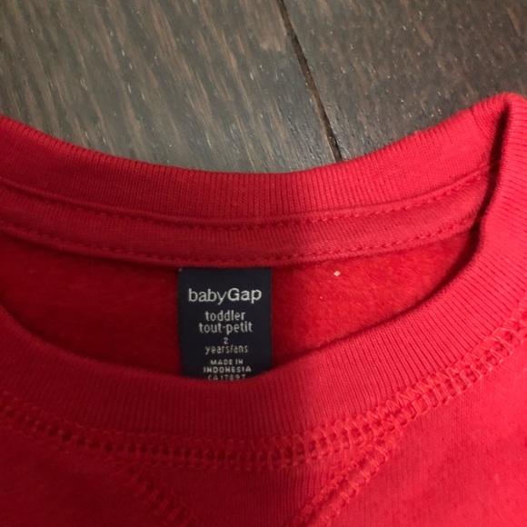 Babygap sweatshirt size 2T - Picture 3 of 3